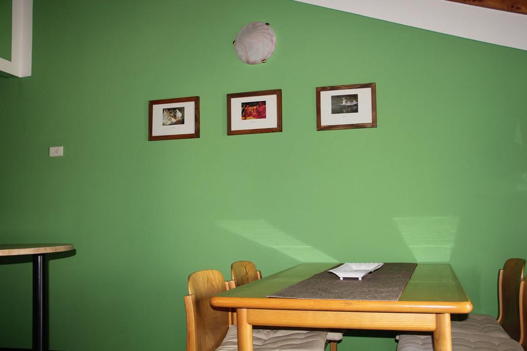 Veranda Beach Apartment Pianello Del Lario Quarto foto